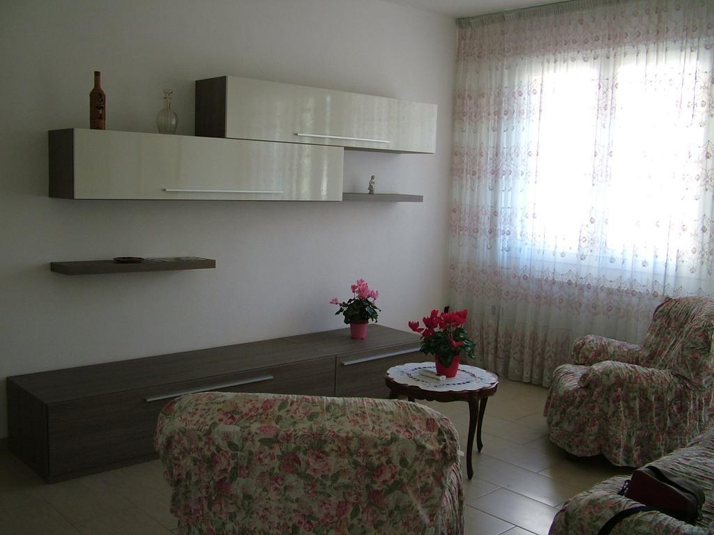 San Teodoro Apartment Mestre Luaran gambar